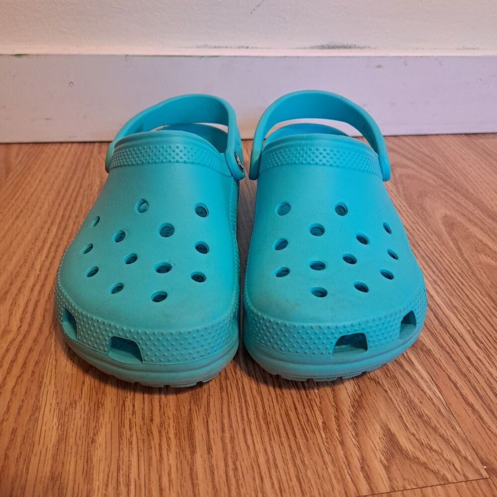 Crocs Classic Clog Color Venetian Blue Unisex Men’s 6 Womens 8 Light Weight - Picture 2 of 6